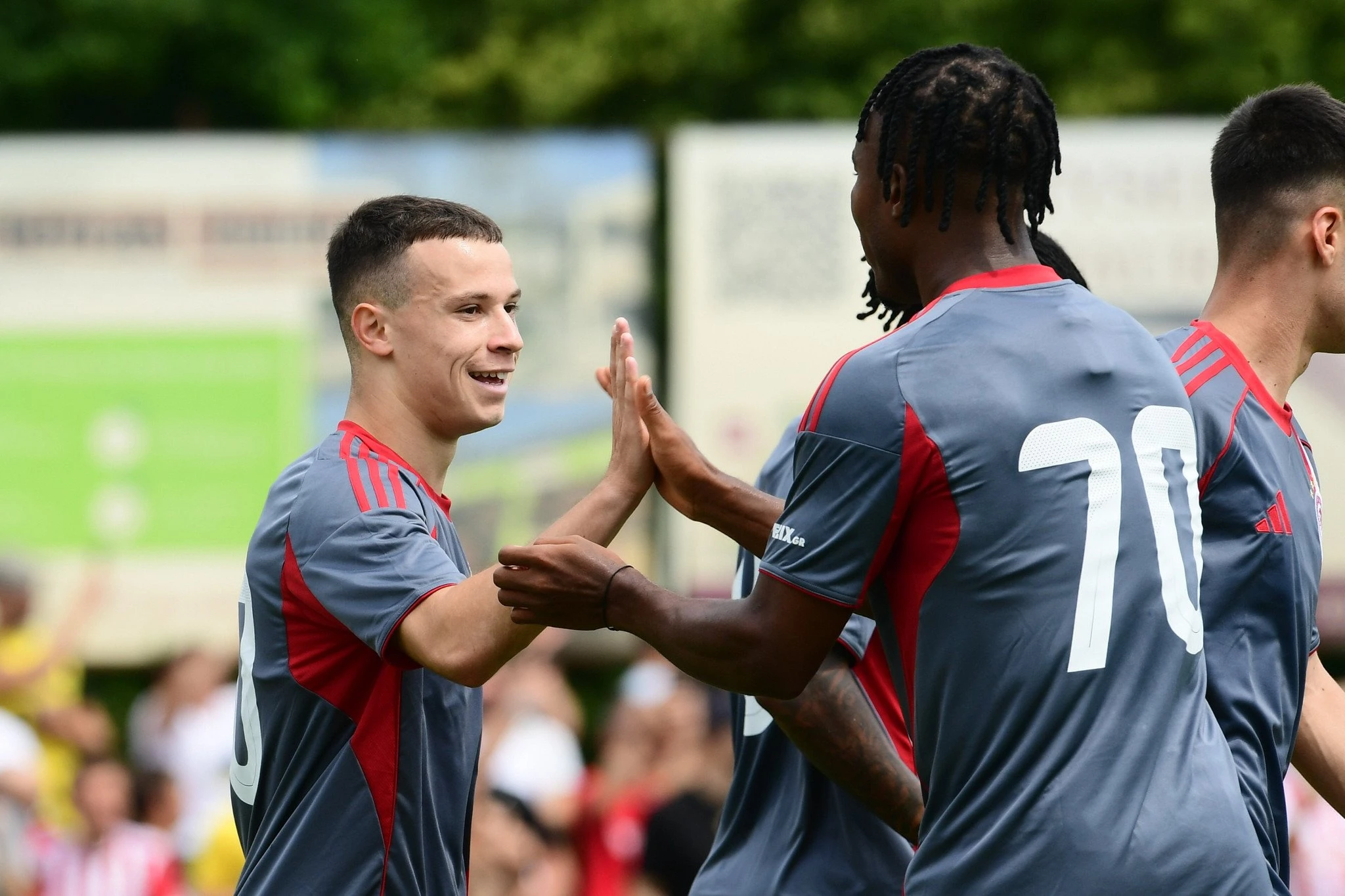 Ο Πνευμονίδης πανηγυρίζει / Πηγή: Eurokinissi