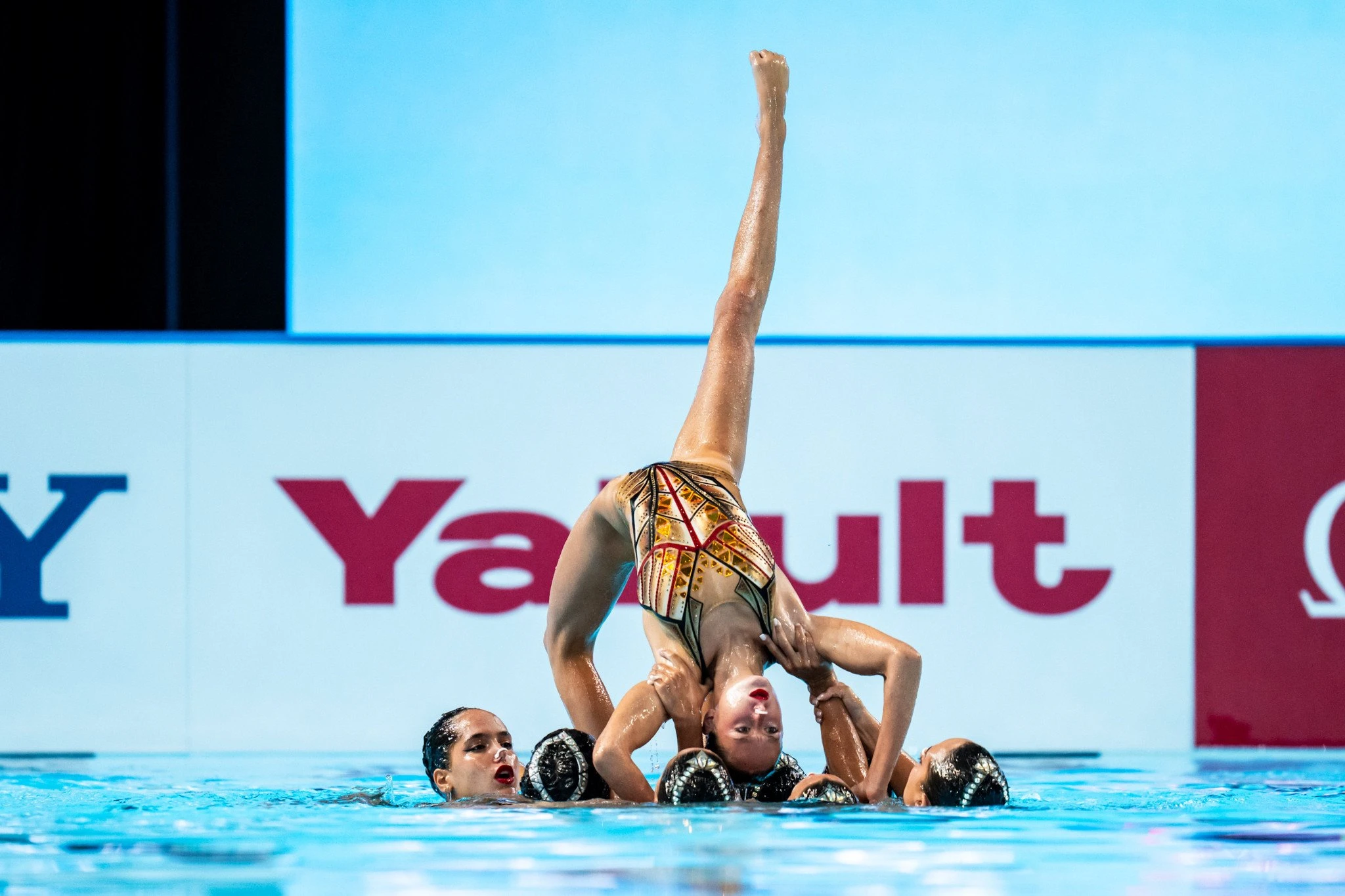 Η Εθνική ομάδα σε ένα από τα ακροβατικά του ελεύθερου προγράμματος - Πηγή: Eurokinissi / Αναστασία Καρεκλά