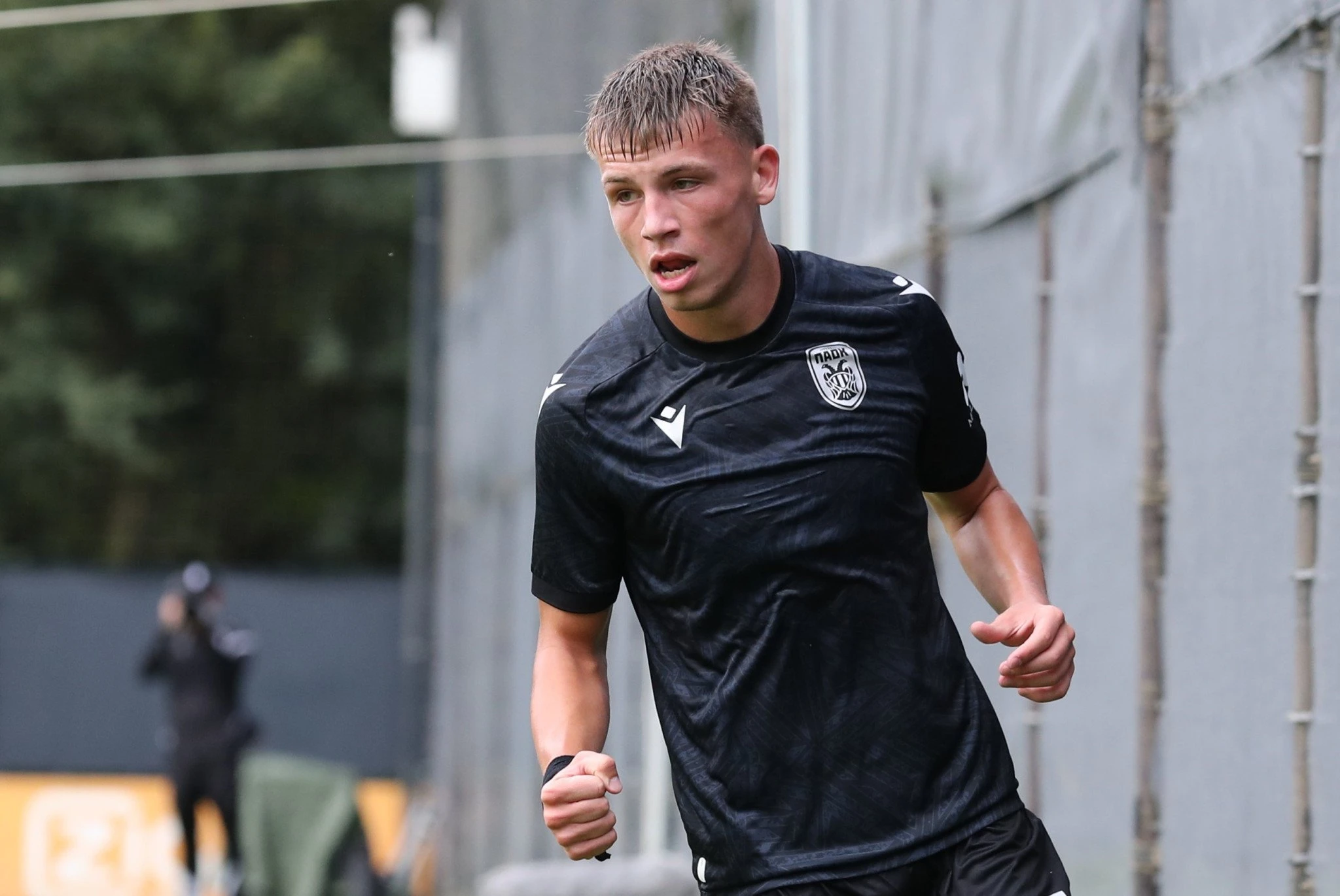 Ο Ανέστης Μύθου πανηγυρίζει με τον ΠΑΟΚ / Πηγή: Eurokinissi