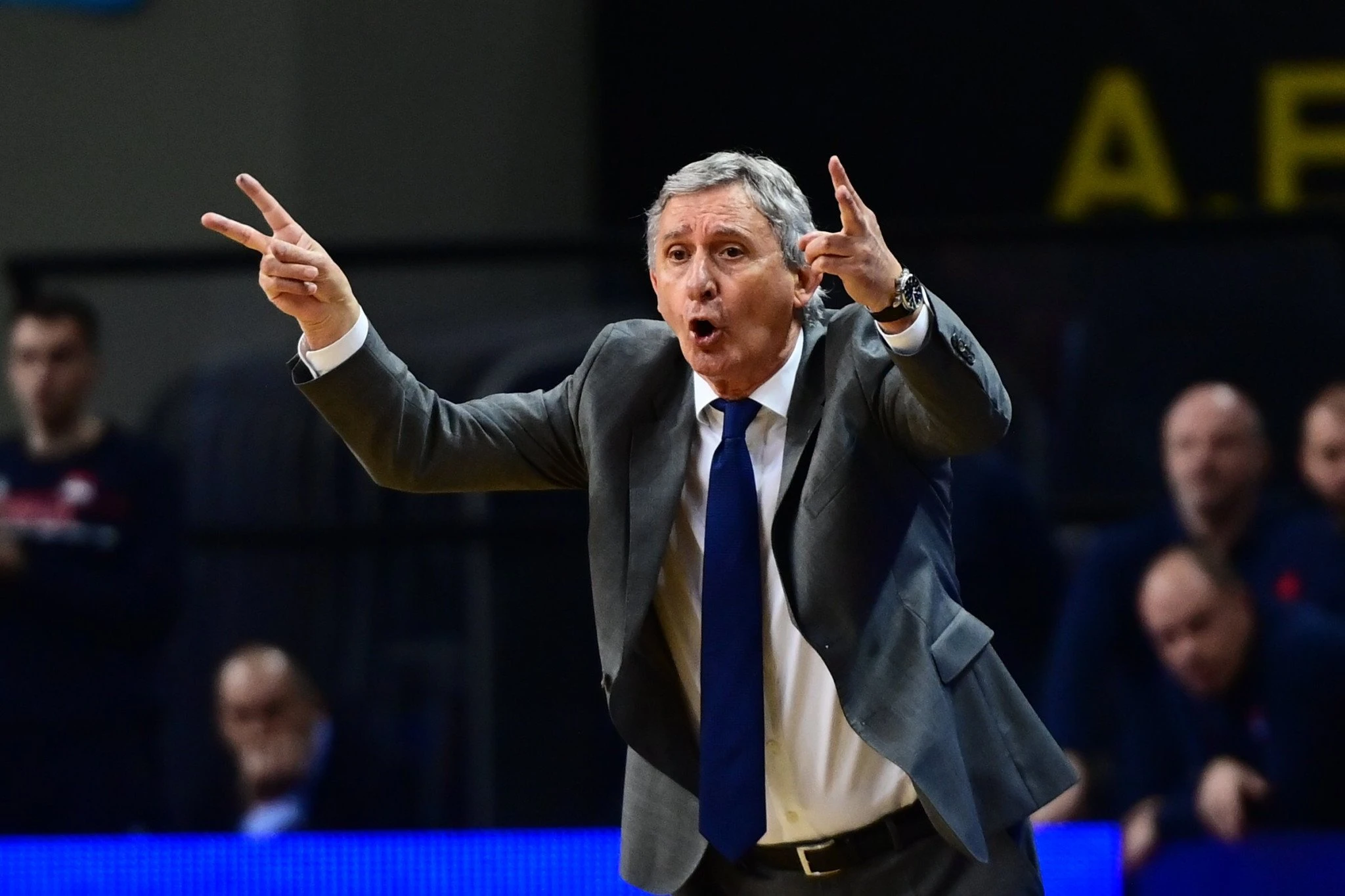 Ο Σβέτισλαβ Πέσιτς στην άκρη του πάγκου της Μπάγερν Μονάχου / Πηγή: Eurokinissi