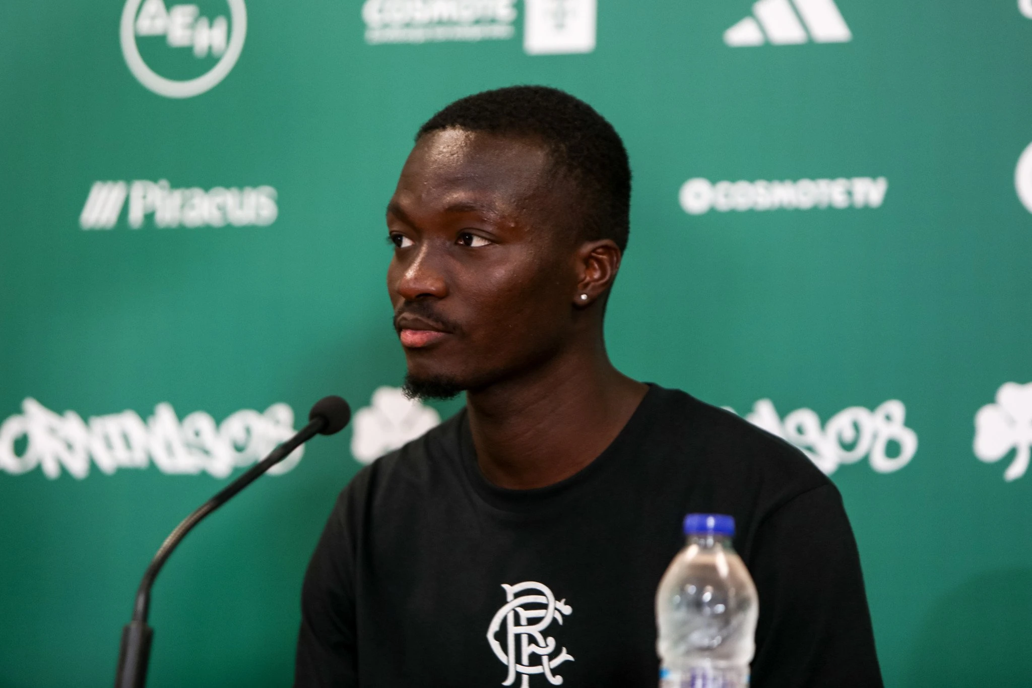 Ο Μοχάμεντ Ντιομαντέ της Ρέιντζερς στην συνέντευξη τύπου / Πηγή: Eurokinissi