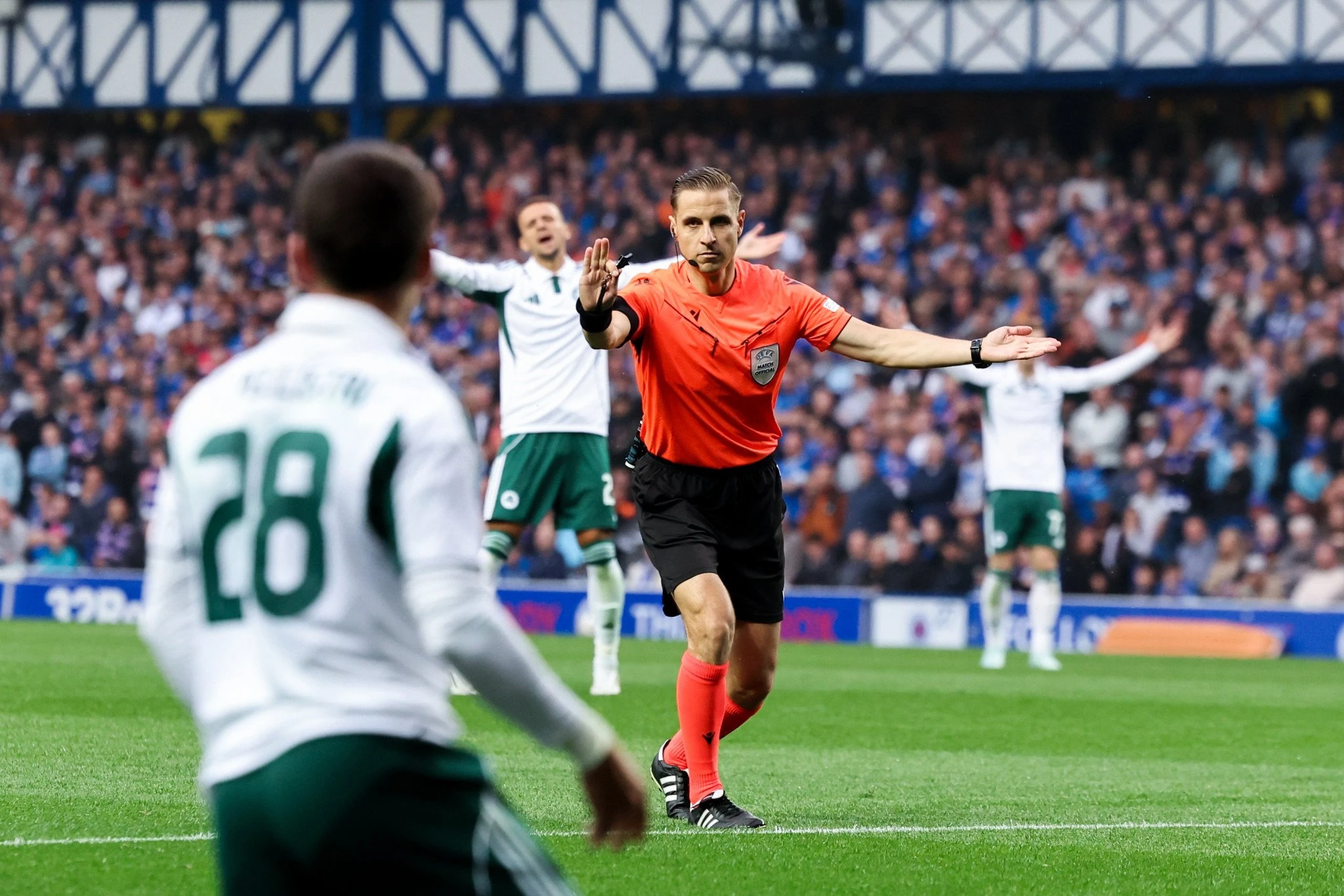 Ο Λιθουανός διαιτητής Ντονάτας Ρούμσας - ΠΗΓΗ: Eurokinissi