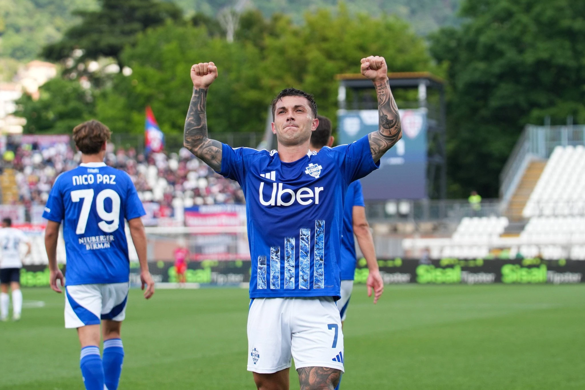 Ο Γκάμπριελ Στρεφέζα με την φανέλα της Κόμο / Πηγή: Imago