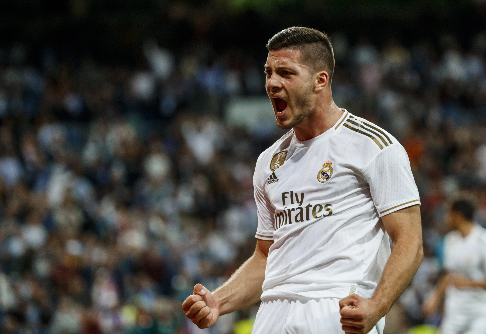 Ο Λούκα Γιόβιτς με τη φανέλα της Ρεάλ Μαδρίτης /Πηγή: Imago