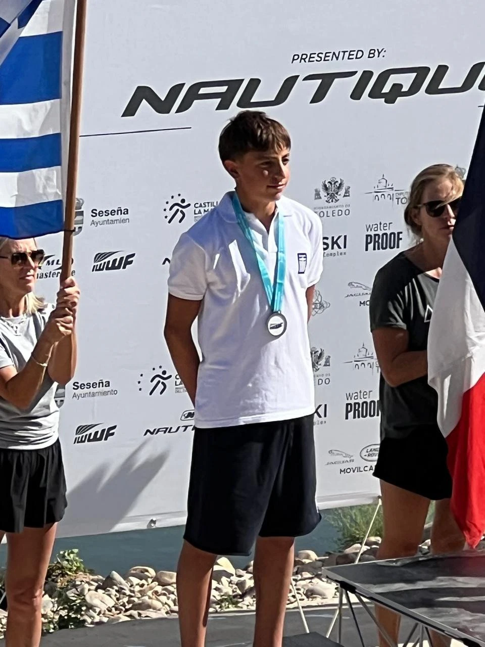 Η στιγμή της απονομής / Πηγή: ΕΟΘΣ