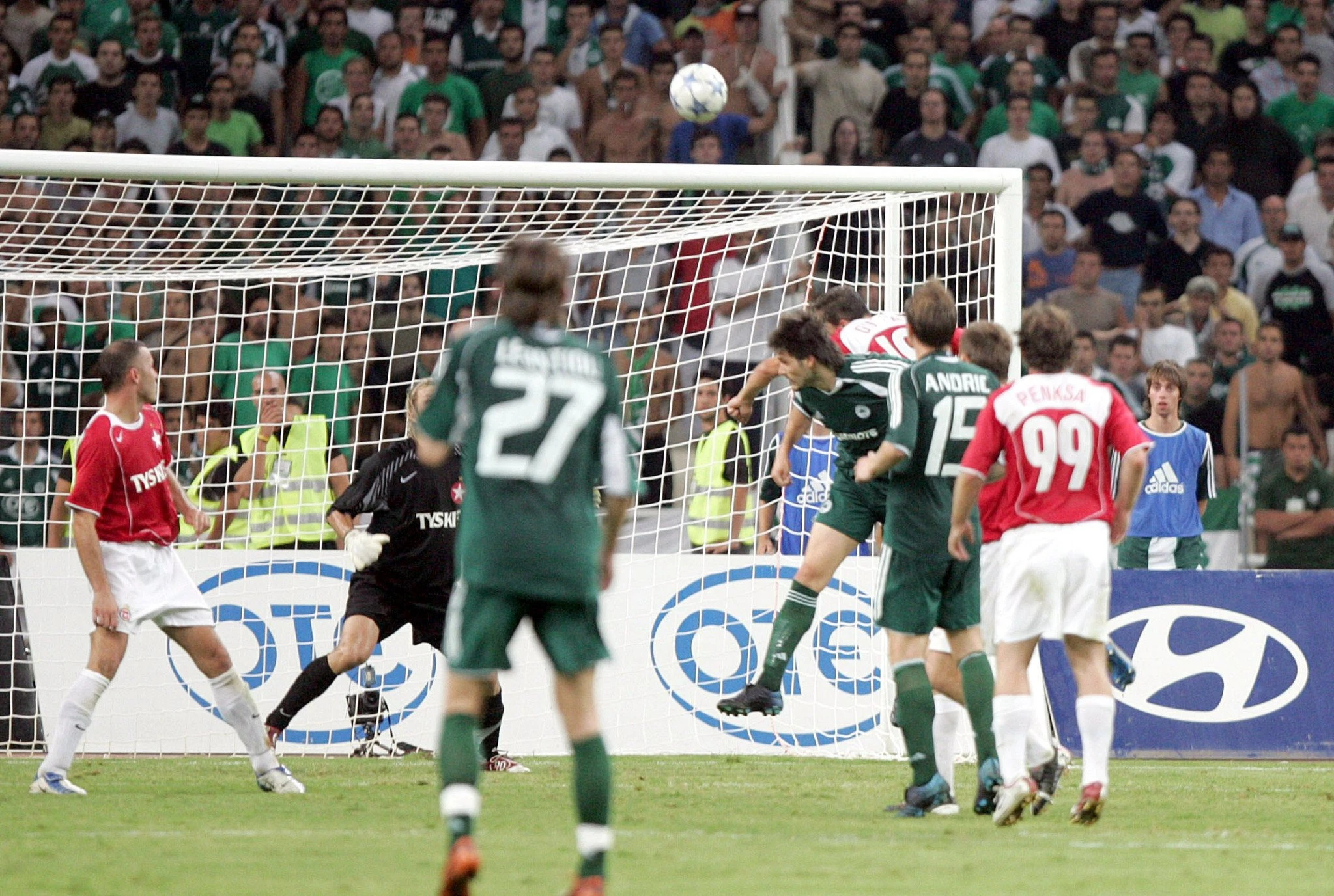 Η μεγάλη στιγμή του Ηλία Κώτσιου: Το γκολ πρόκρισης με τη Βίσλα στη ρεβάνς του 2005 - ΠΗΓΗ: ΙΝΤΙΜΕ