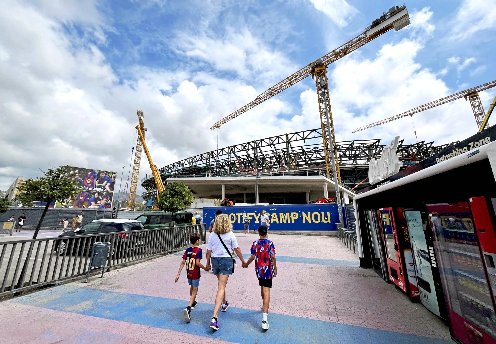 To Camp Nou της Μπαρτσελόνα κατά τη διάρκεια της ανακαίνησής του / Πηγή: Imago