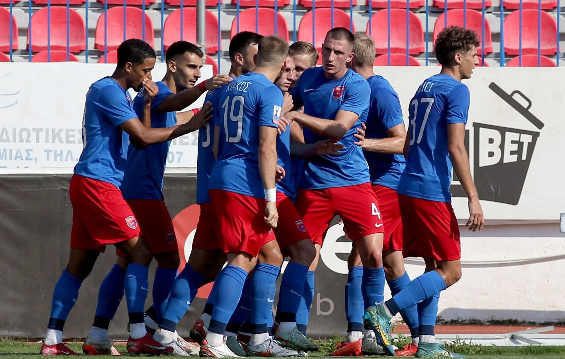 Οι παίκτες του Πανιωνίου πανηγυρίζουν / Πηγή: Intime