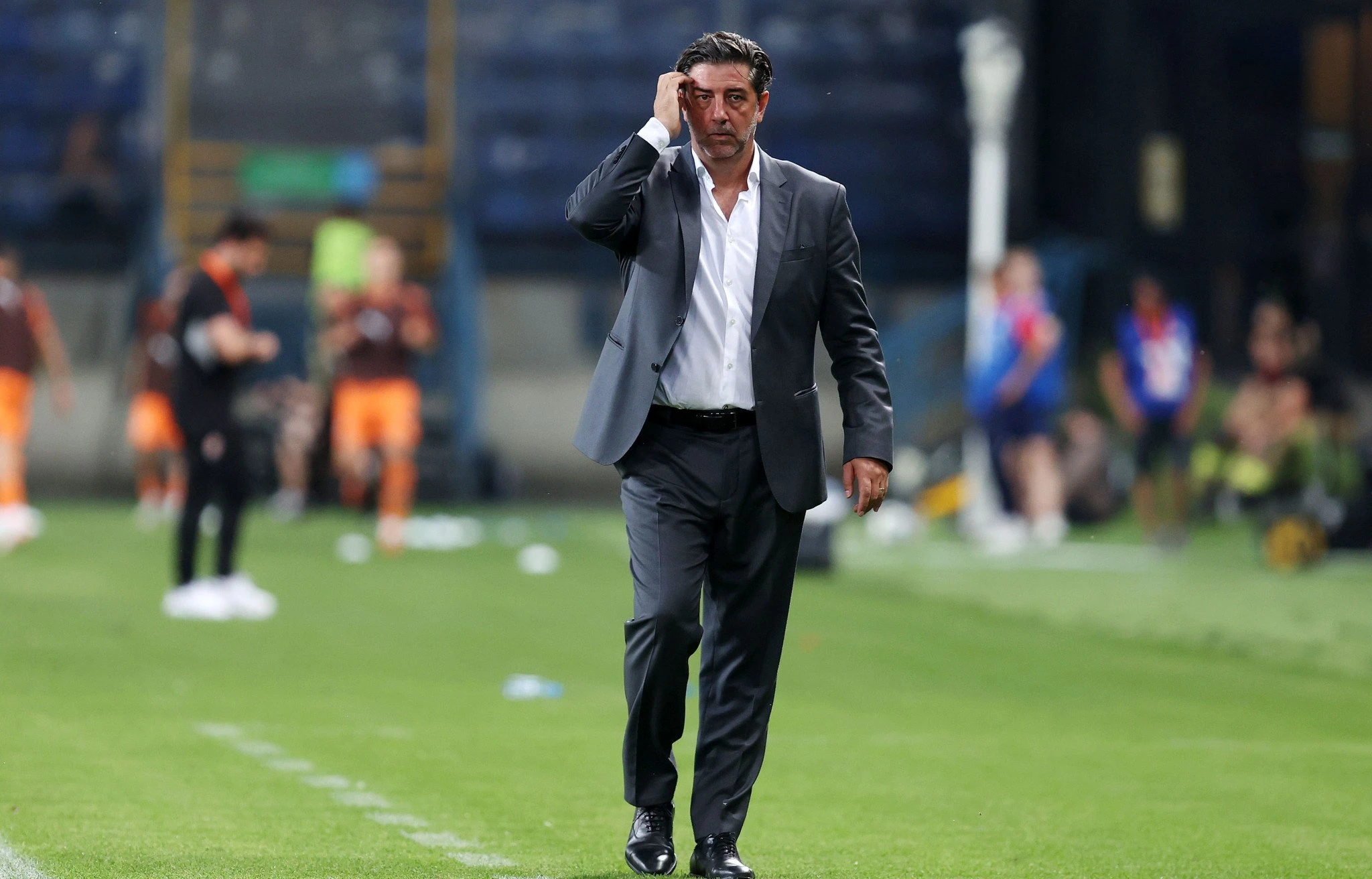 Ο Ρουί Βιτόρια στον πάγκο του Παναθηναϊκού, Πηγή: Intime