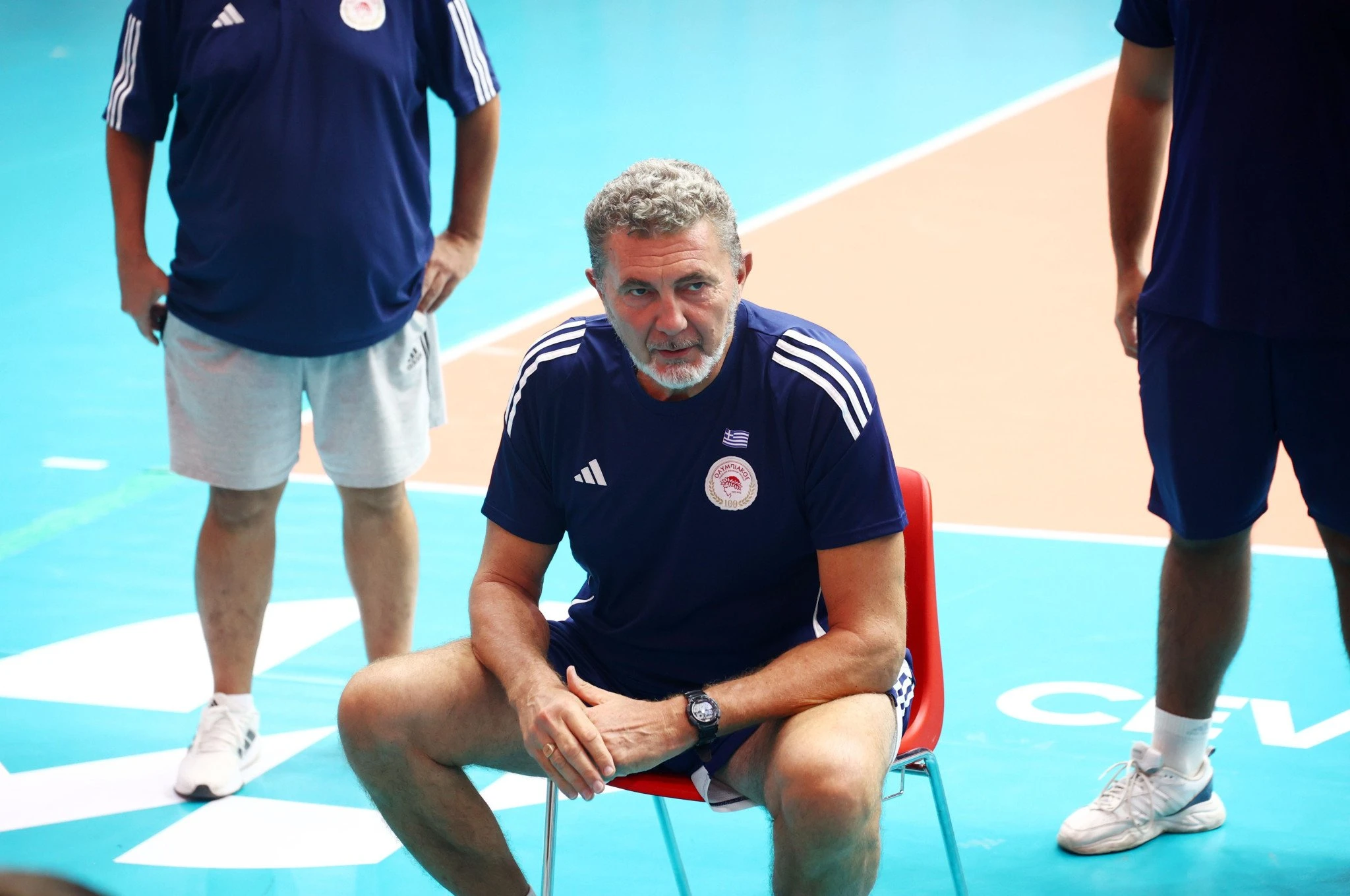 Ο προπονητής του Ολυμπιακού, Αντρέα Γκαρντίνι, στην πρώτη προπόνηση του Ολυμπιακού / Πηγή: Intime