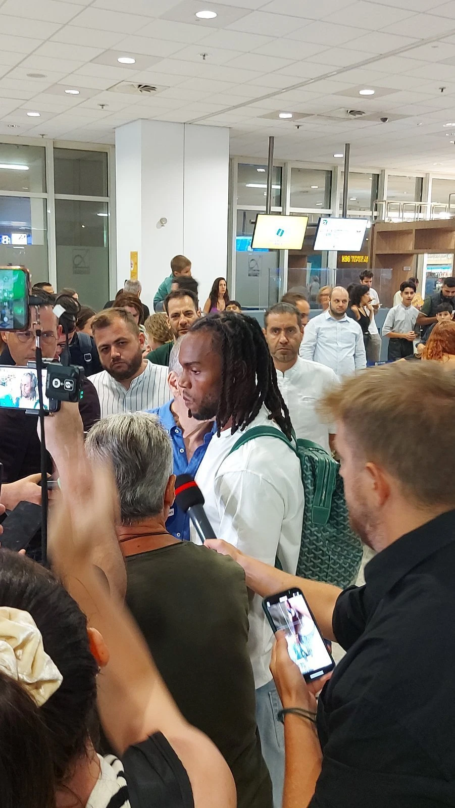 O Ρενάτο Σάντσες στην Αθήνα  για τον Παναθηναϊκό / Πηγή: Athletiko