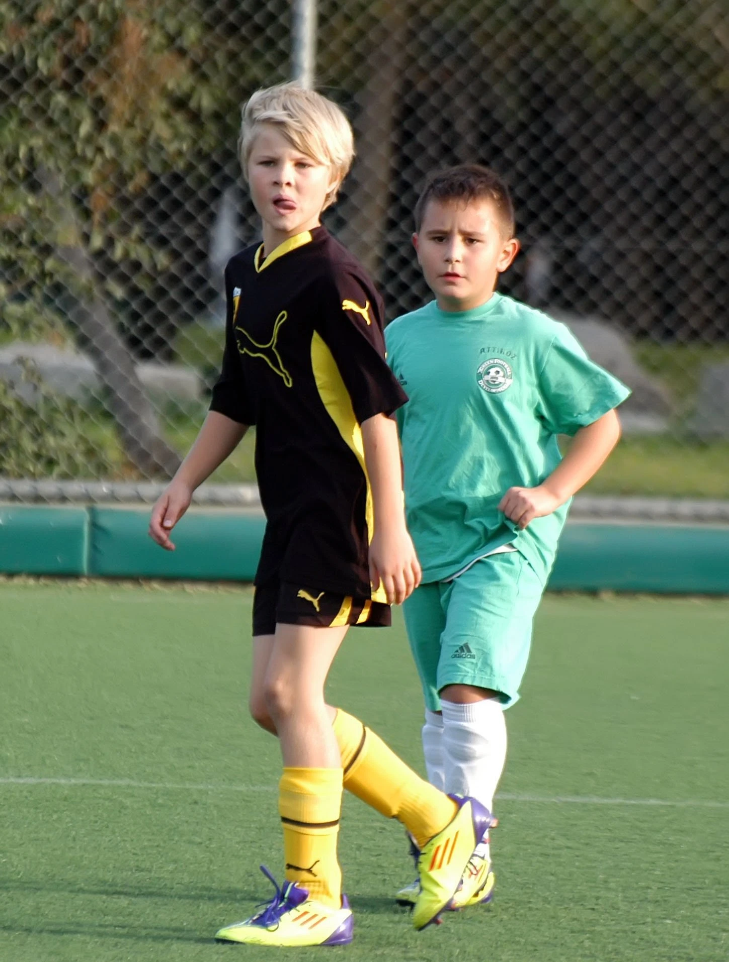 Ο γιος του Εϊντούρ Γκούντγιονσεν στις Ακαδημίες της ΑΕΚ το 2011 / Πηγή Intime