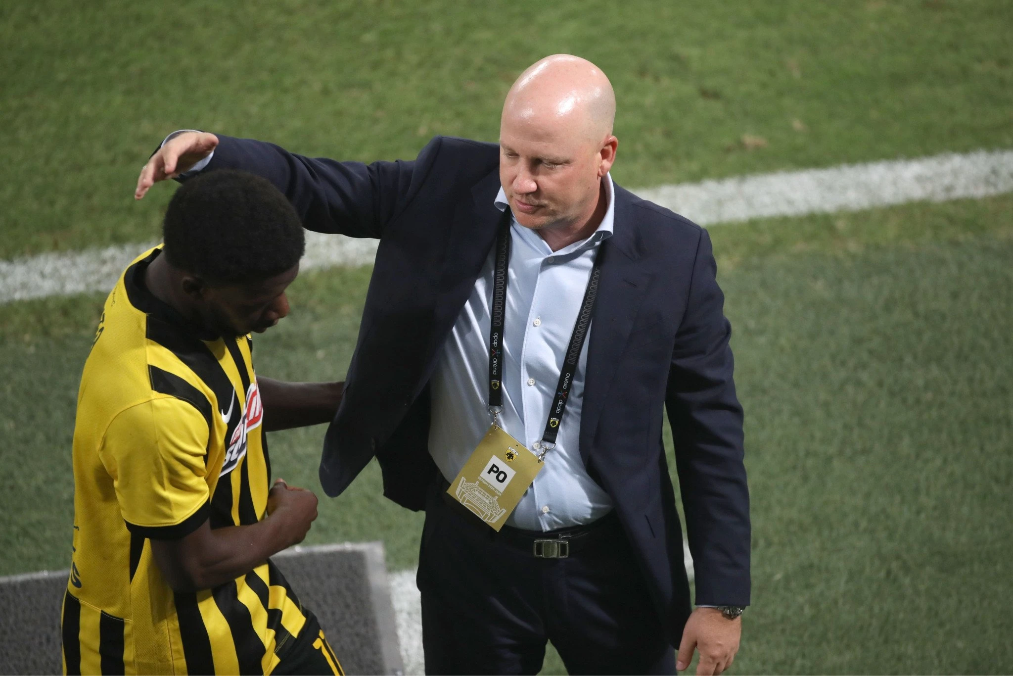 Ο Μάρκο Νίκολιτς με τον Αμπουμπακαρί Κοϊτά / Πηγή: Eurokinissi