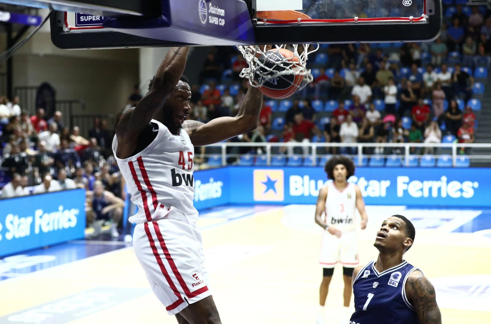 Ο Ντόντα Χολ / Πηγή: Intime