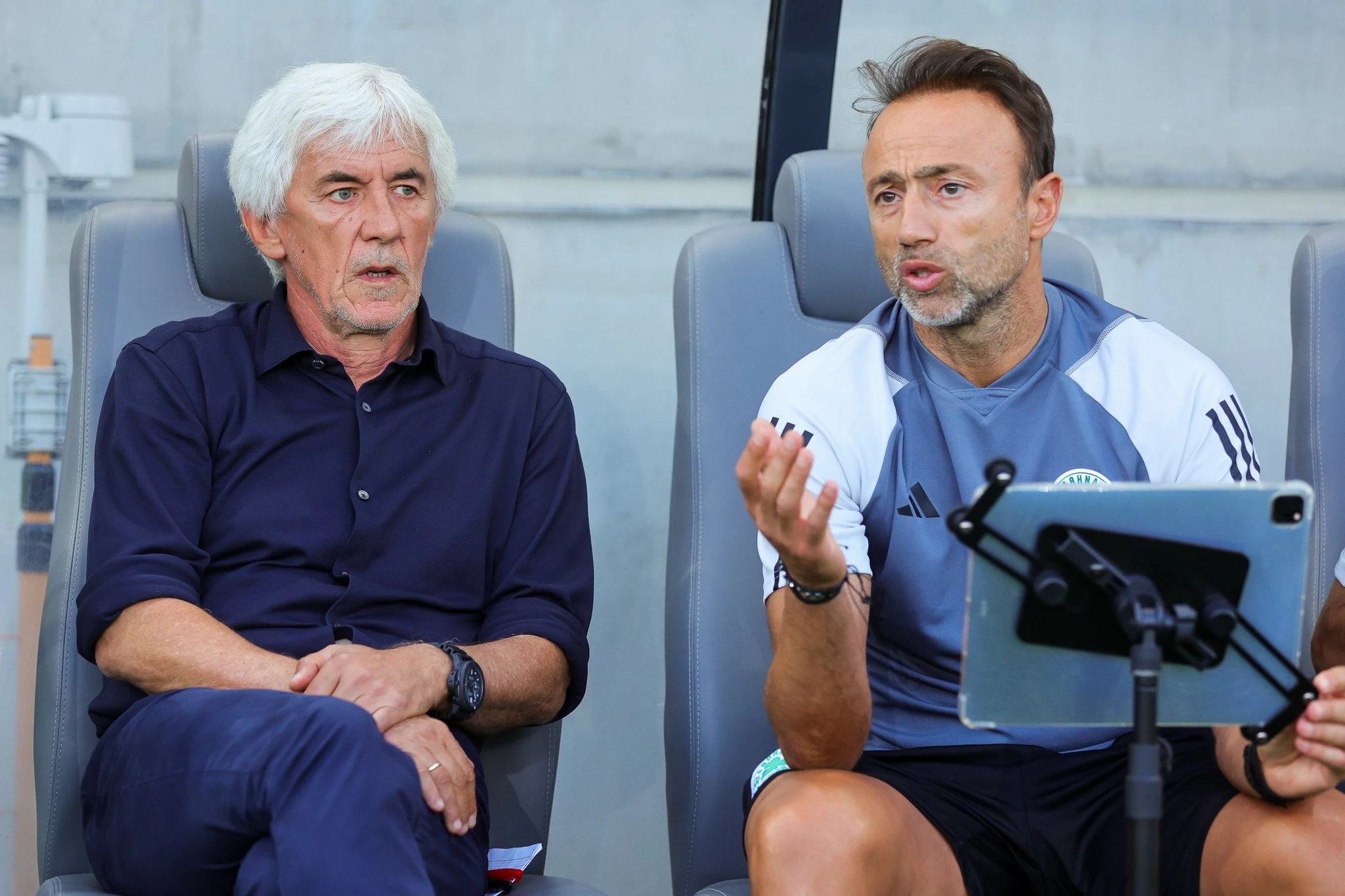 Ο Ιβάν Γιοβάνοβιτς με τον Χρήστο Κόντη / Πηγή: Eurokinissi