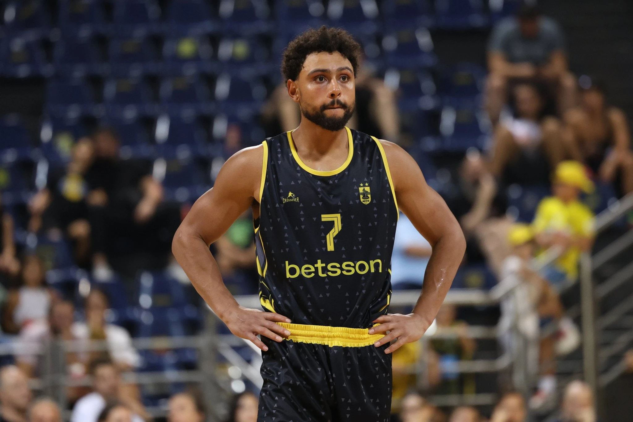 Ο Μπριν Φορμπς με τη φανέλα του Άρη