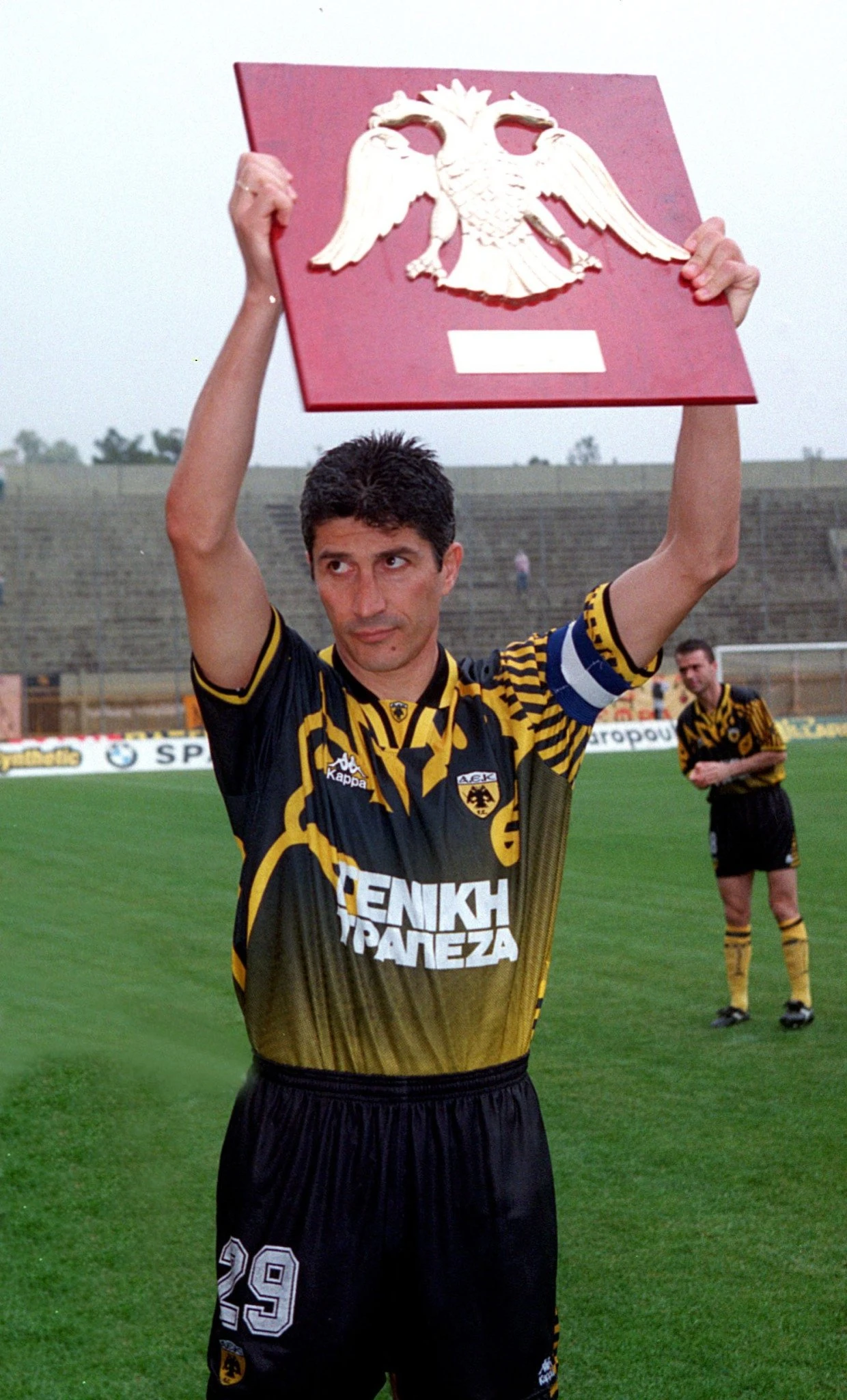 Ο Στέλιος Μανωλάς στο τελευταίο του παιχνίδι ως ποδοσφαιριστής / Πηγή: Eurokinissi