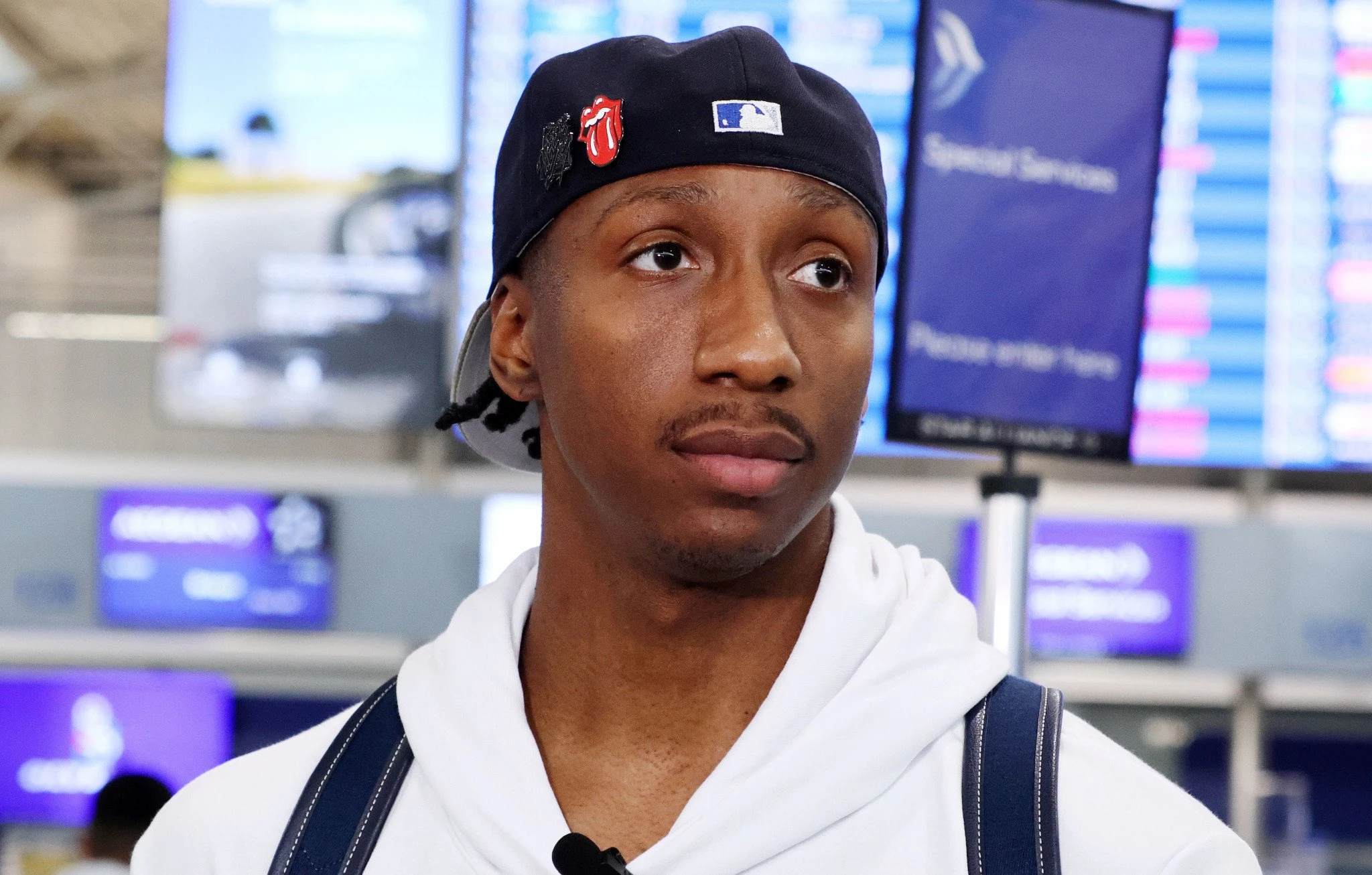 Πλάνα από την αποχώρηση του Ολυμπιακού με προορισμό την Βιτόρια / Πηγή: ΙΝΤΙΜΕ