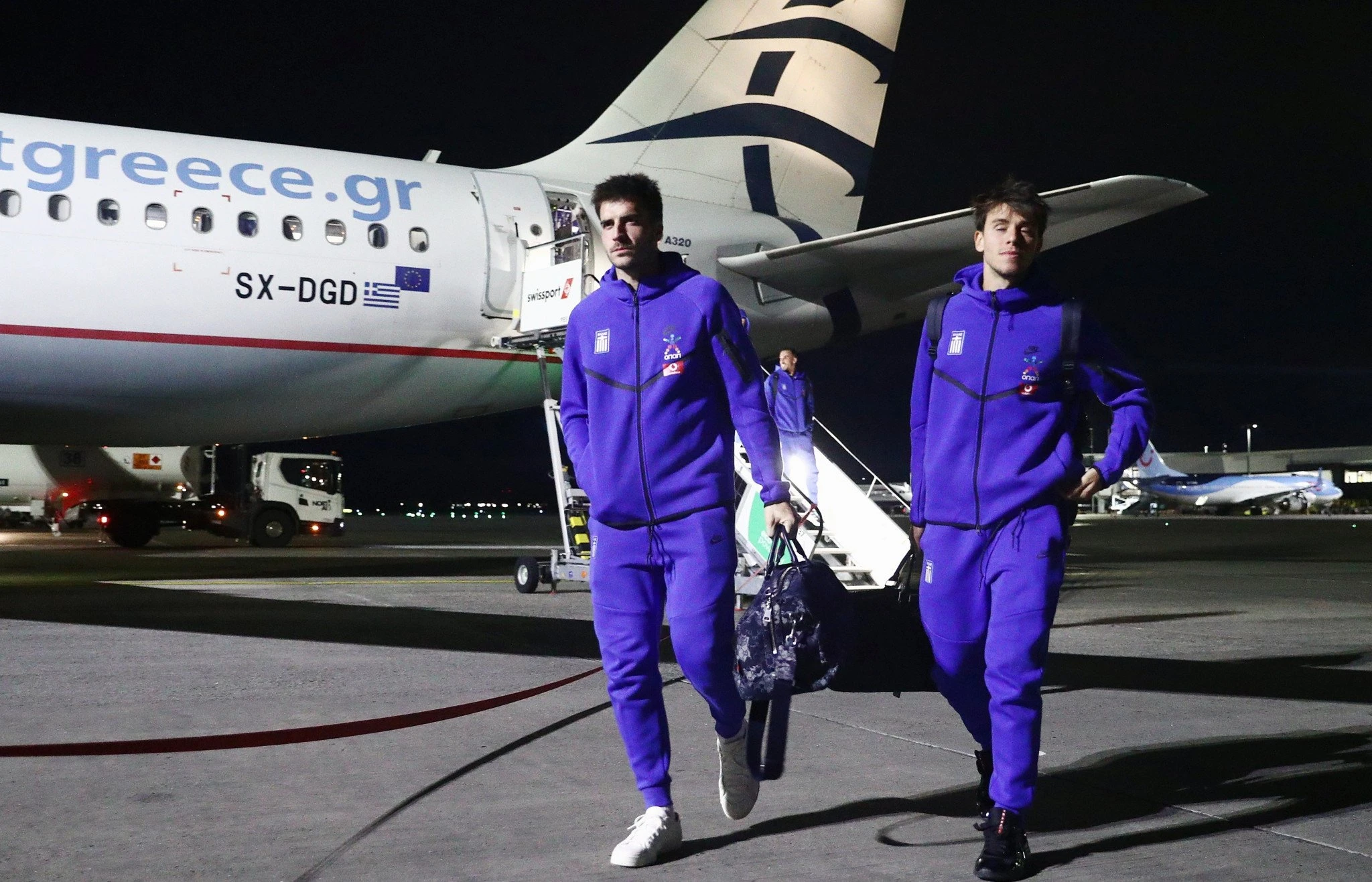 Η Εθνική Ελλάδας έφτασε στη Γλασκώβη / Πηγή: Intime