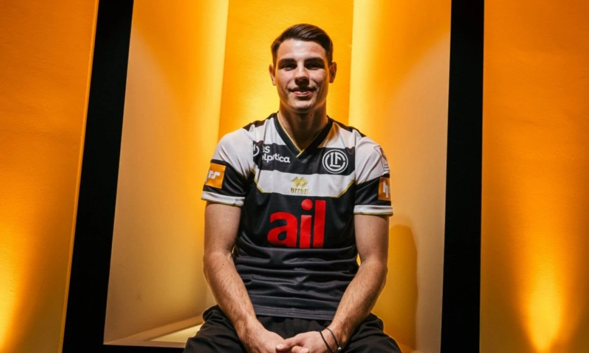 Ο Γιώργος Κούτσιας με τη φανέλα της Λουγκάνο / Πηγή: fclugano.com