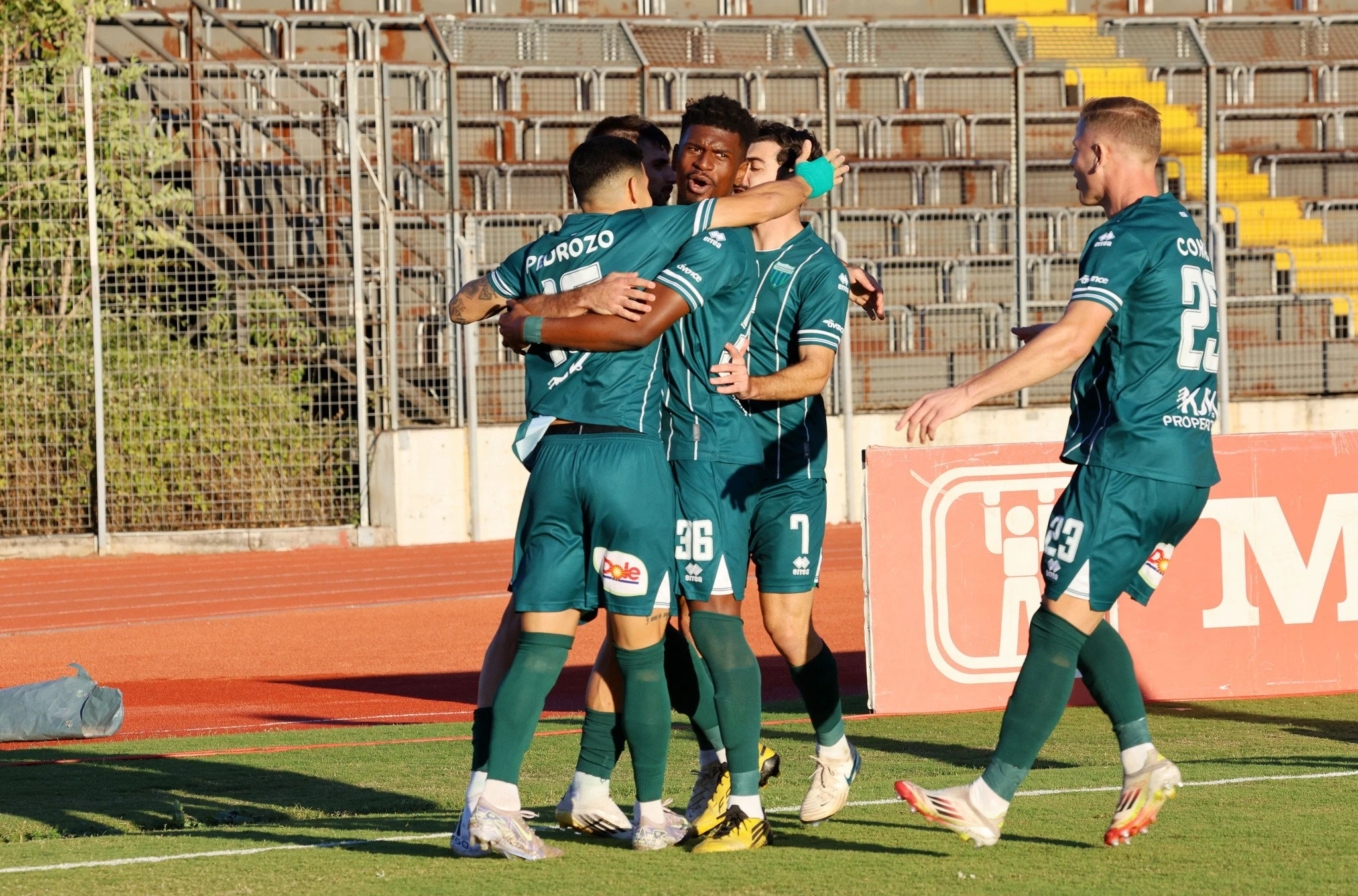 Οι ποδοσφαιριστές του Λεβαδειακού πανηγυρίζουν / Πηγή: Intime