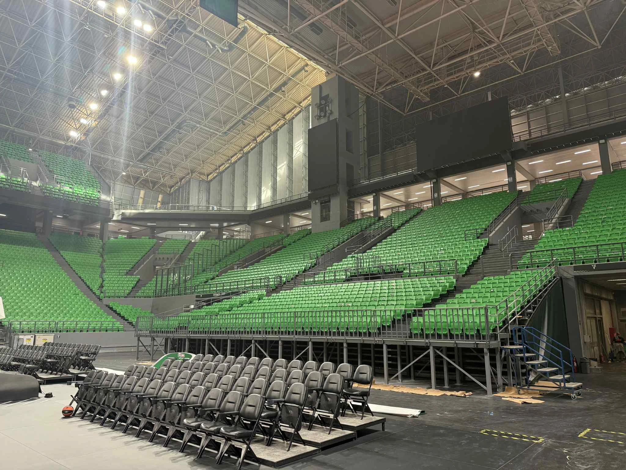 Η επέκταση της εξέδρας των οργανωμένων οπαδών στο «T-Center»