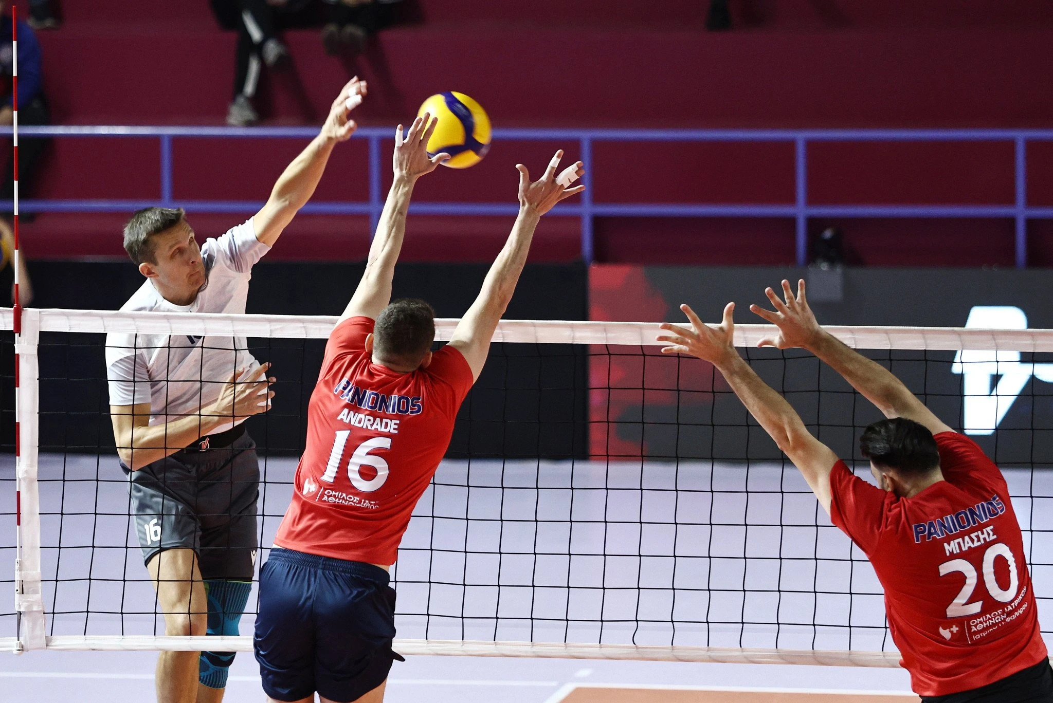 Φάση από τον νοκ-άουτ προκριματικό αγώνα του Πανιωνίου με τον Φλοίσβο γα το League Cup Νίκος Σαμαράς / Πηγή: Intime