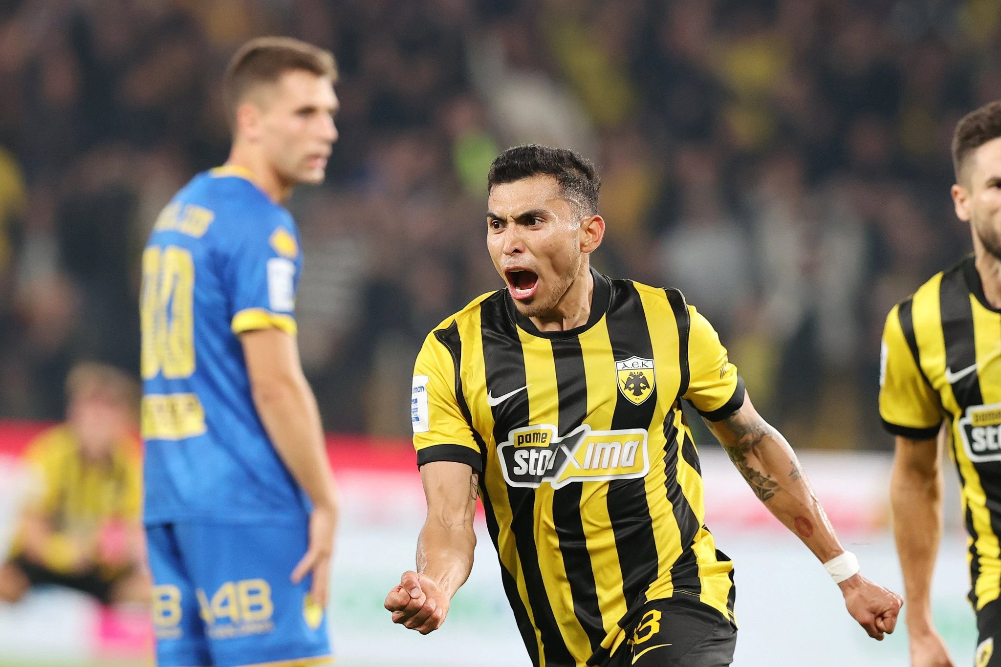 O Πινέδα πανηγυρίζει το νικητήριο γκολ / Πηγή: Intime