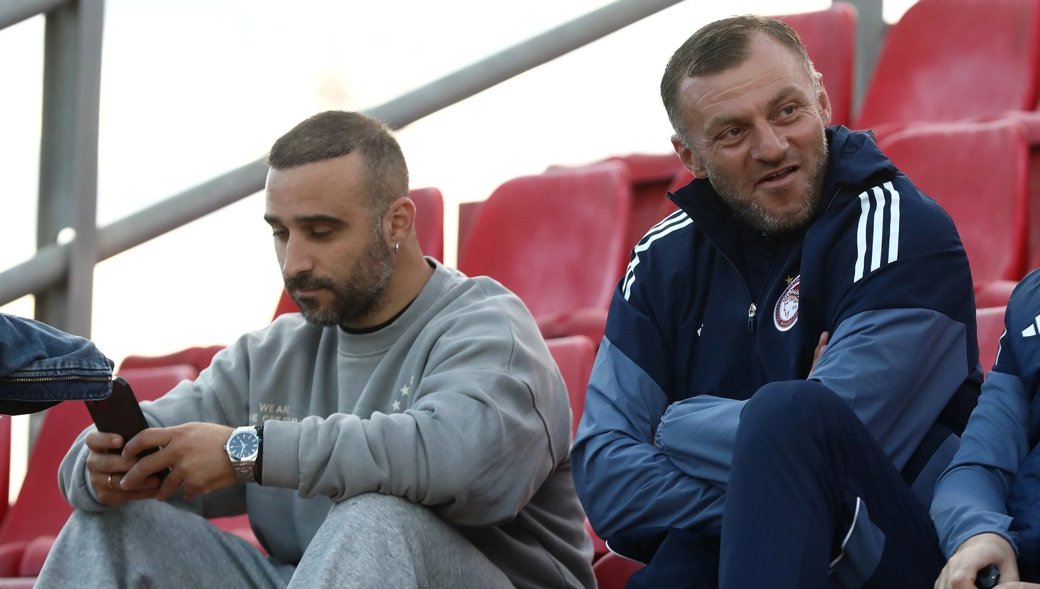 Γιάννης Φετφατζίδης και Αβραάμ Παπαδόπουλος στο Ολυμπιακός-Αϊντχόφεν για το Youth League / Πηγή: Intime