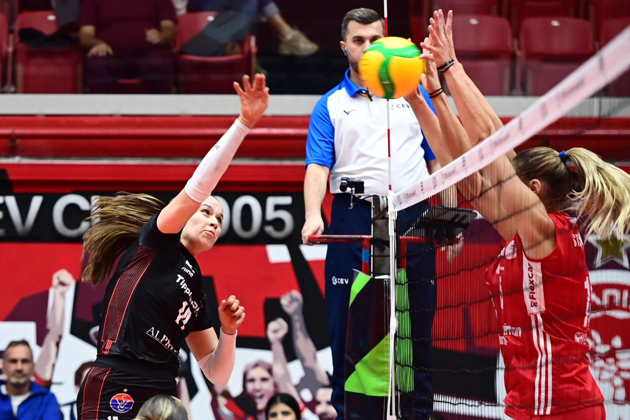 Μπλοκ του ΟΣΦΠ σε επίθεση της Βάσας / Πηγή: Eurokinissi