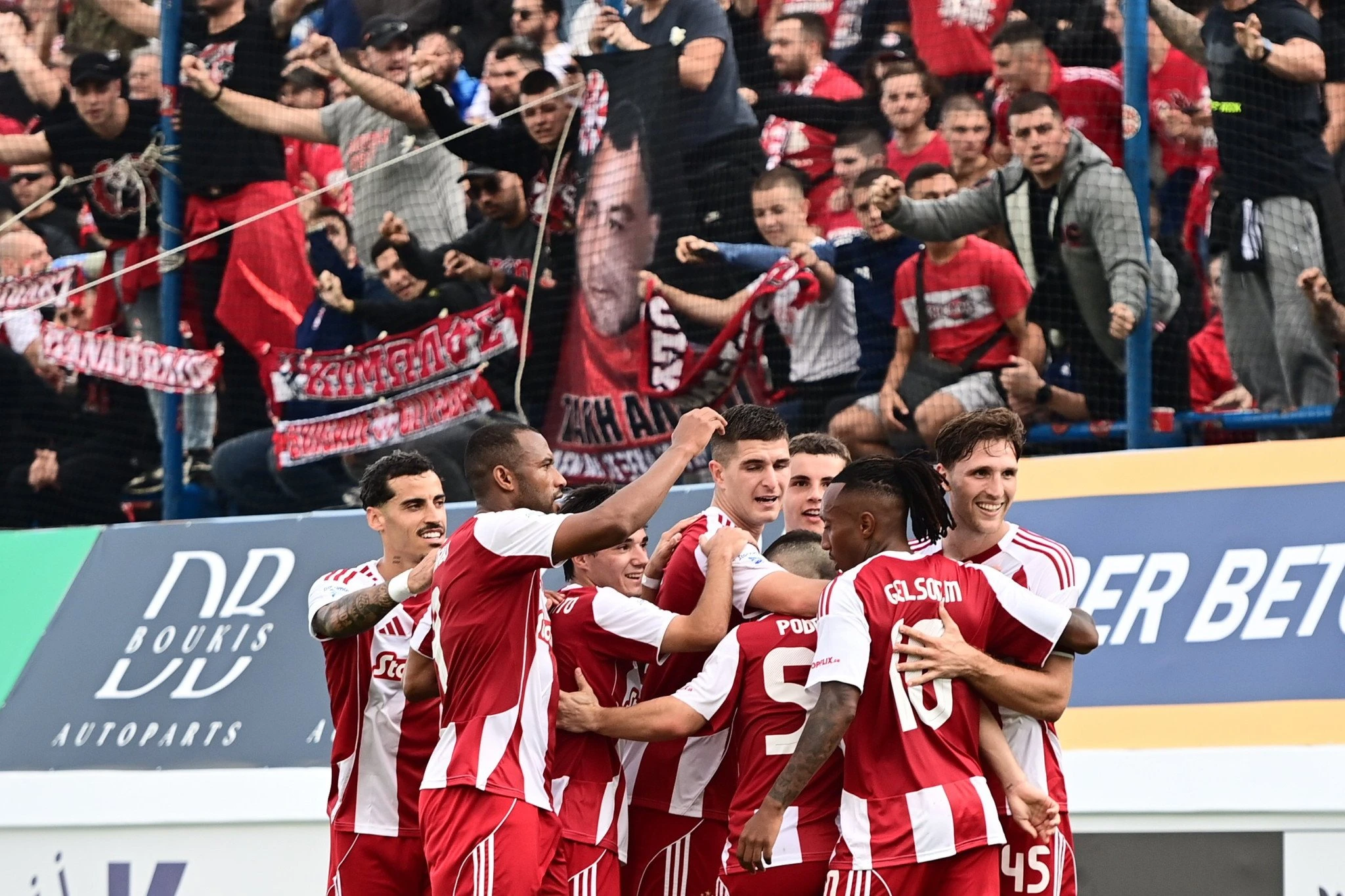 Οι παίκτες του Ολυμπιακού πανηγυρίζουν / Πηγή: Eurokinissi