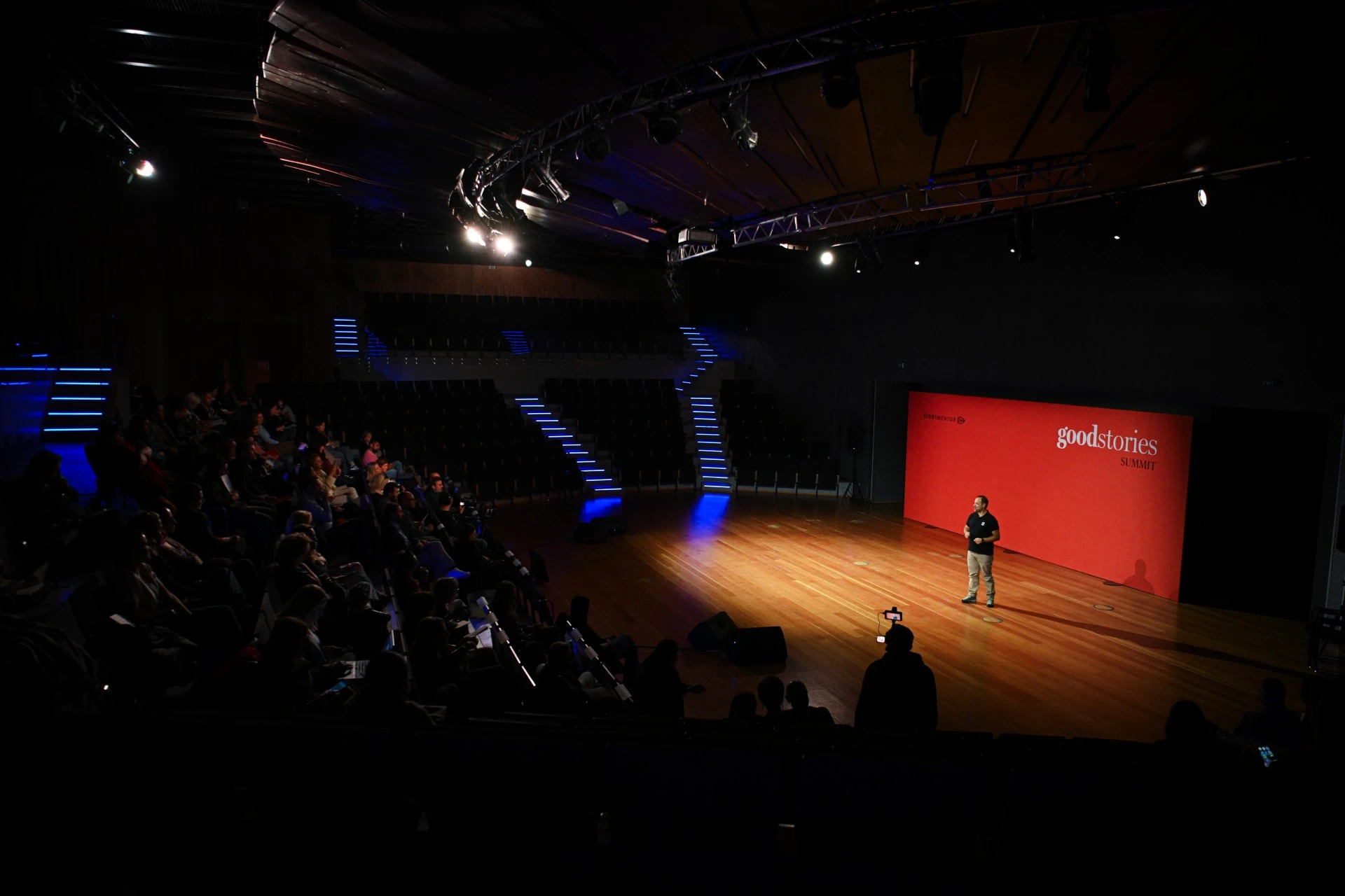 thumbnail-good-stories-summit-1.jpg