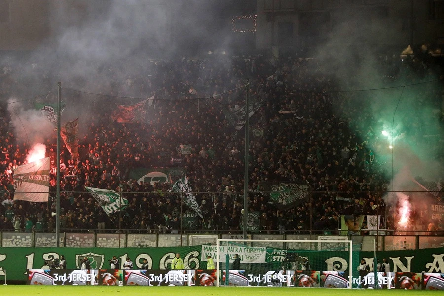 Οι φίλοι του Παναθηναϊκού στην Λεωφόρο Αλεξάνδρας / Πηγή: InTime