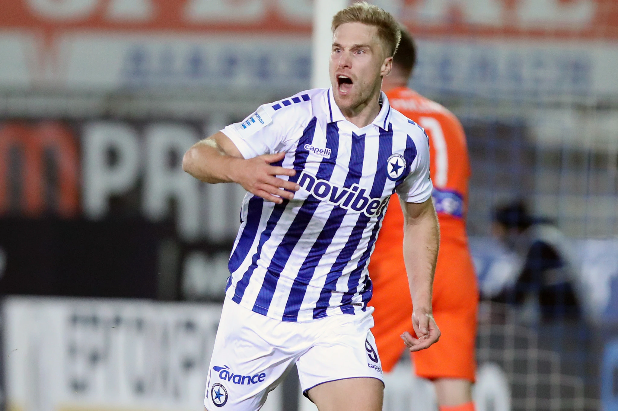 Ο Τομ Φαν Βέερτ πανηγυρίζει το γκολ του κόντρα στον ΠΑΟΚ / Πηγή: Eurokinissi