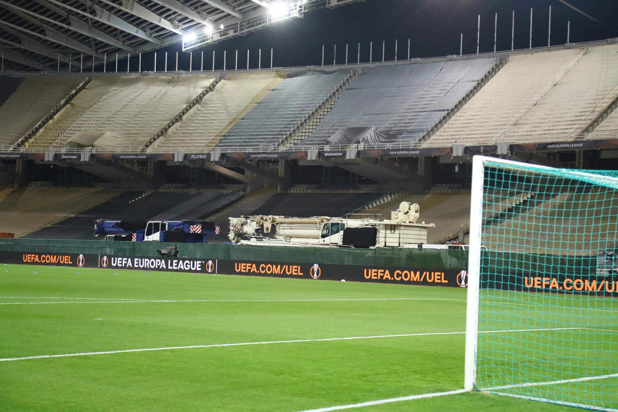 Διορθωτικές εργασίες στο στέγαστρο του ΟΑΚΑ / Πηγή: Eurokinissi