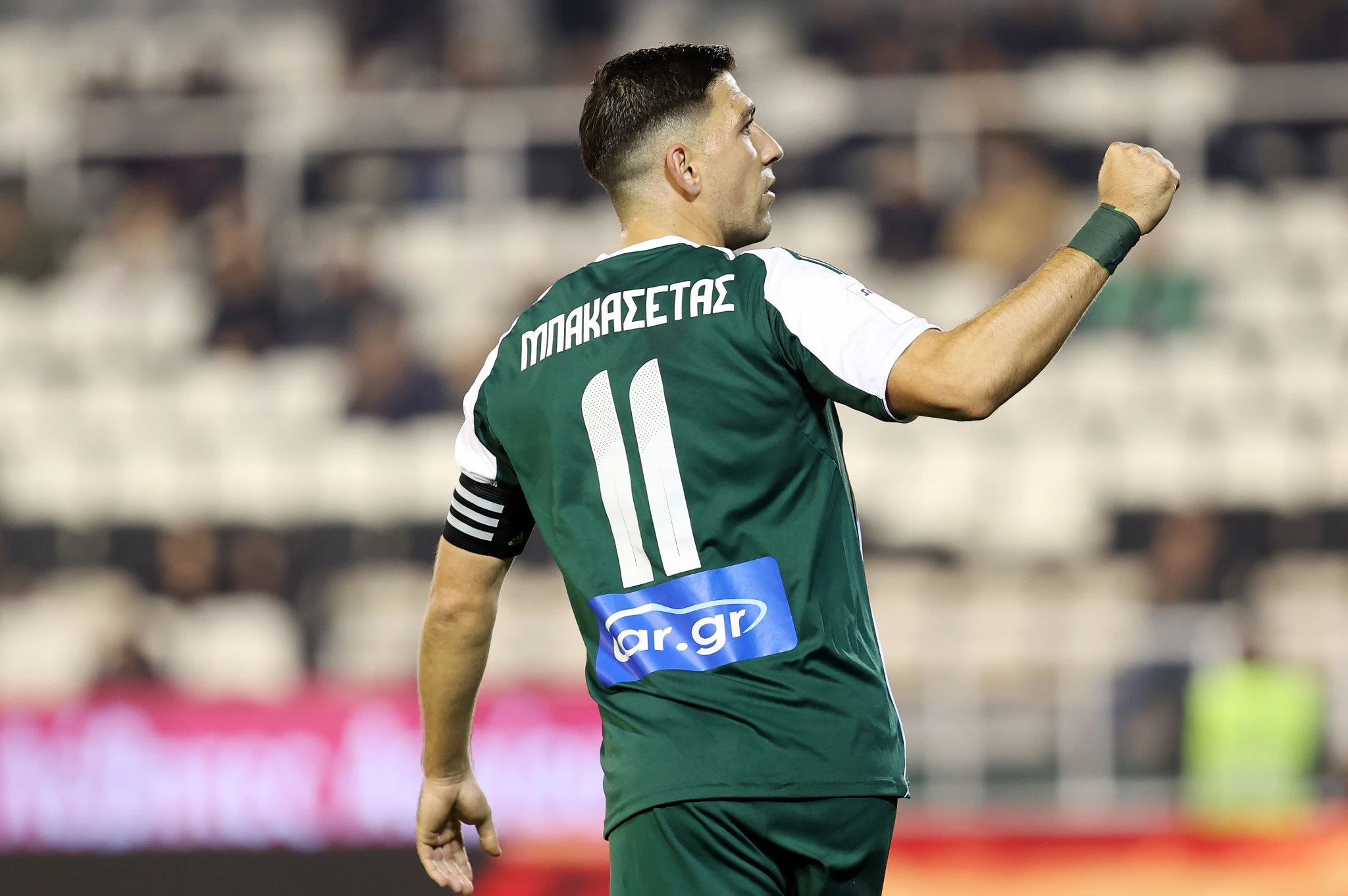 Ο Τάσος Μπακασέτας πανηγυρίζει το 2-0 - ΠΗΓΗ: ΙΝΤΙΜΕ