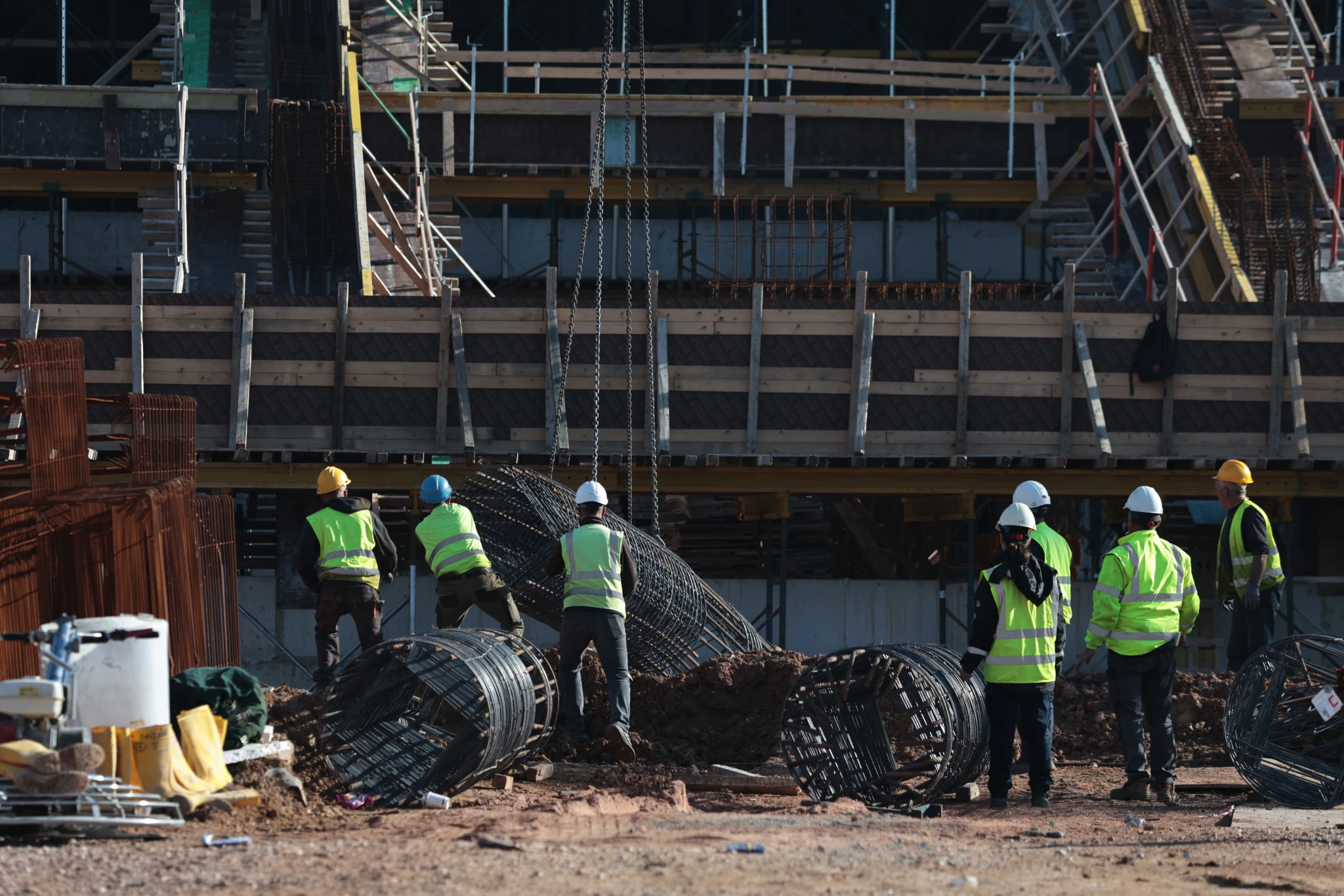 Η διαδικασία τοποθέτησης των κερκίδων προχωράει με σταθερό ρυθμό - ΠΗΓΗ: ΙΝΤΙΜΕ