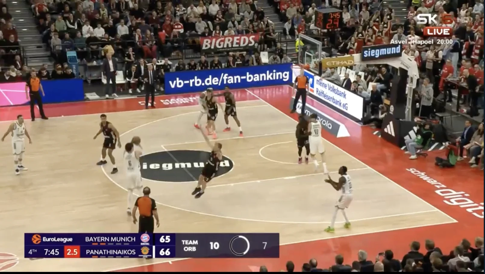 <i>2ο Τρίποντο στην 4η περίοδο, από τον Οσμαν...&nbsp;</i>