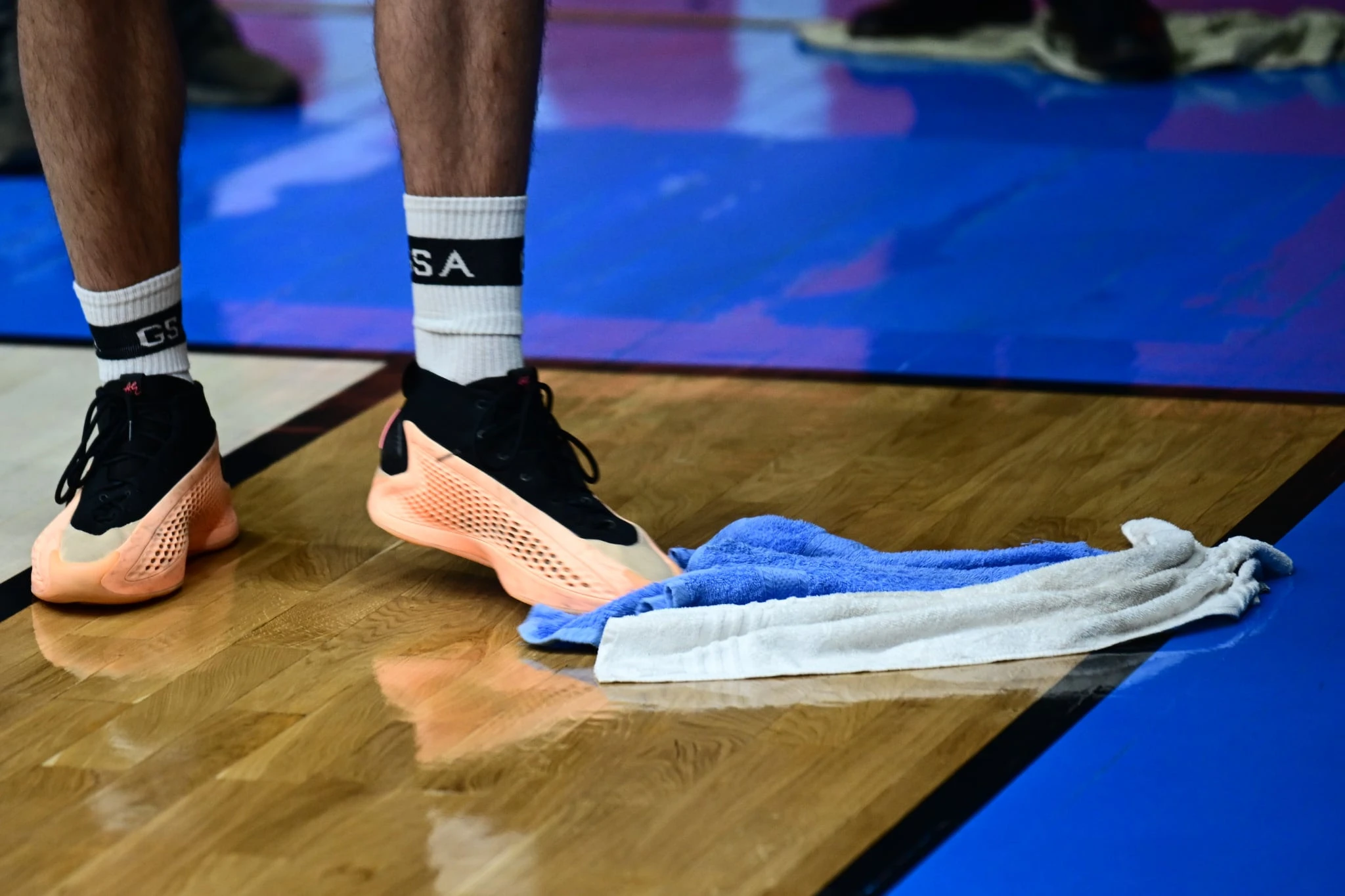 Εικόνες από την έδρα του Περιστερίου, Πηγή: Eurokinissi