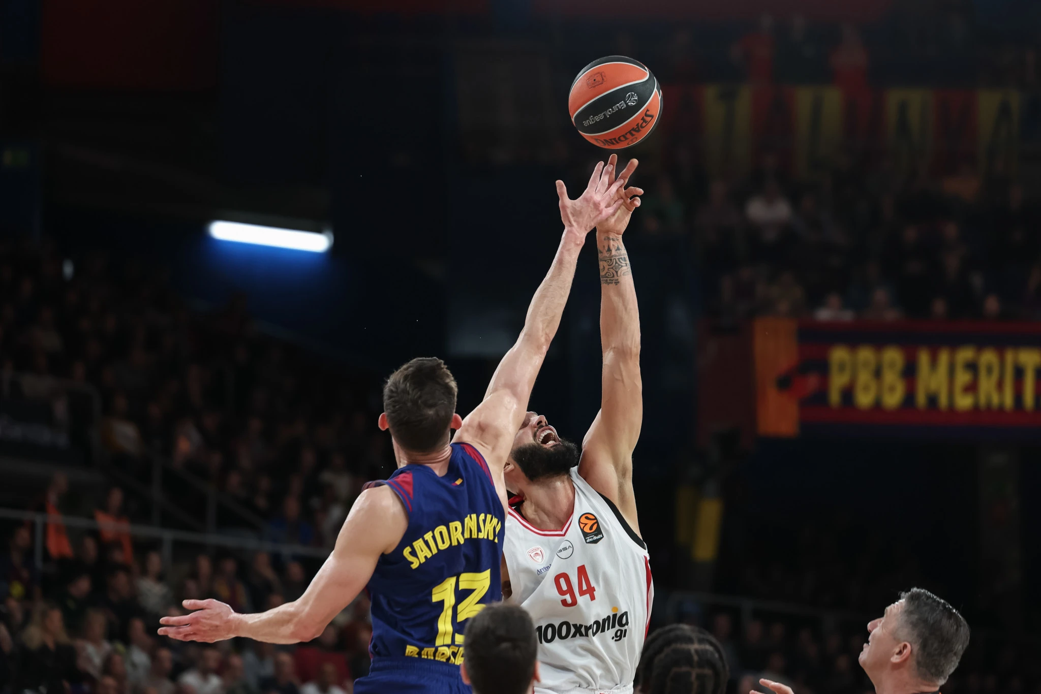 Ο Τόμας Σατοράνσκι απέναντι στον Εβάν Φουρνιέ