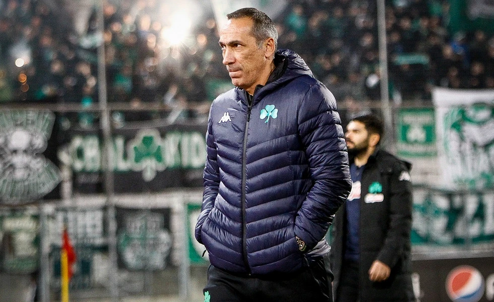 Ο προπονητής Γιώργος Δώνης