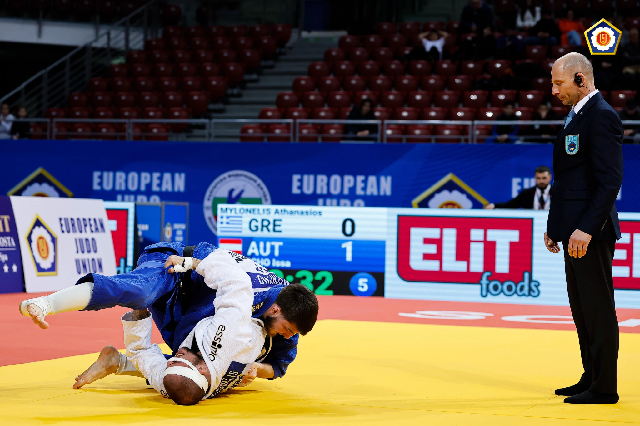 Ο Μυλωνέλης παλεύει κόντρα στον Νάστσο στον τελικό της Σόφιας / Πηγή: Kostadin Andonov / EJU