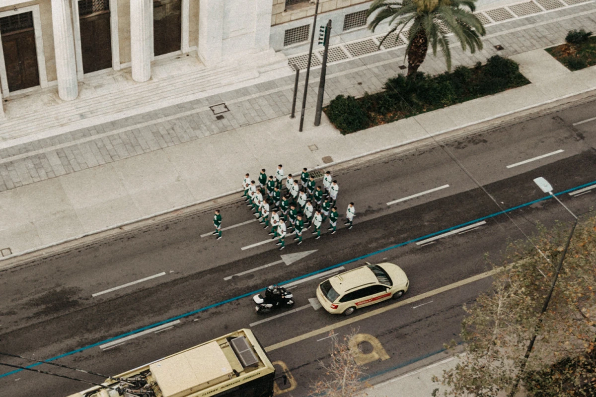 Η παρέλαση των παιδιών της Ακαδημίας του Παναθηναϊκού στην οδό Πανεπιστημίου - ΠΗΓΗ: pao.gr