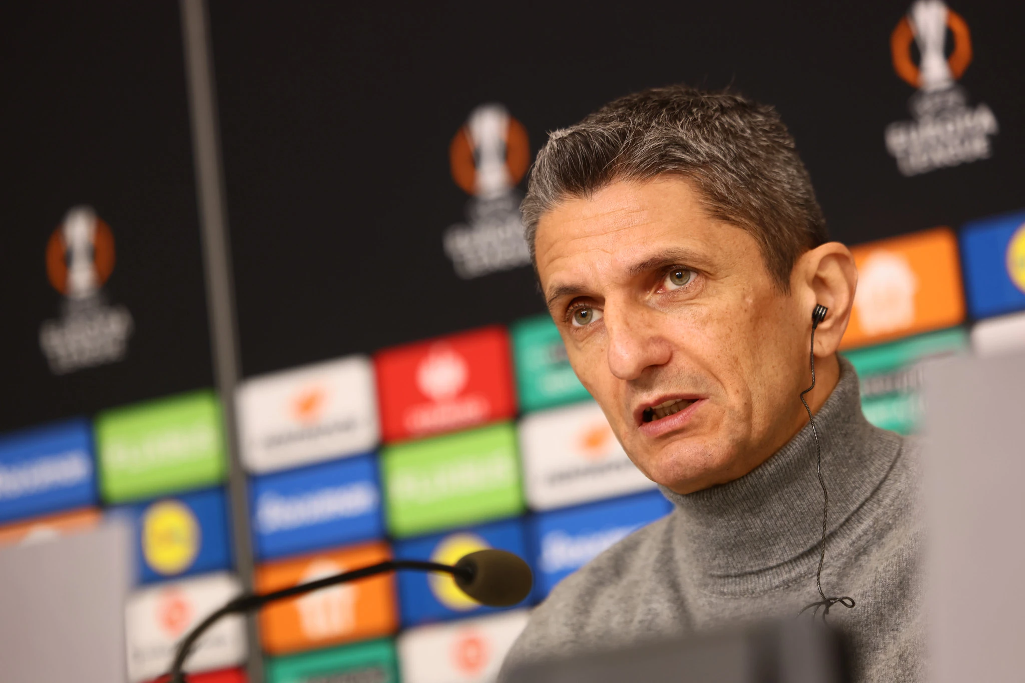 Ο Ραζβάν Λουτσέσκου στη συνέντευξη Τύπου / Πηγή: Eurokinissi