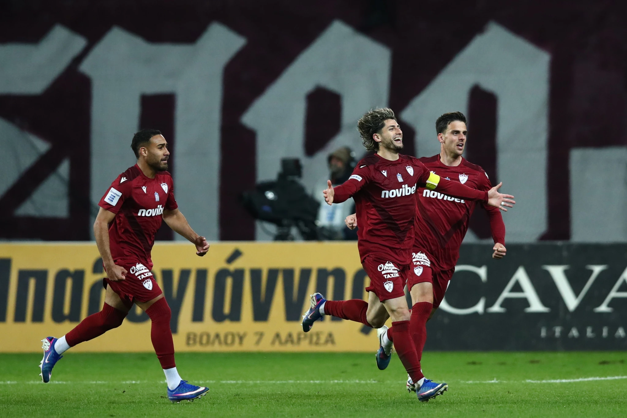 Οι πανηγυρισμοί του Κακουτά στο 1-1 με τον ΠΑΟΚ / Πηγή: Eurokinissi