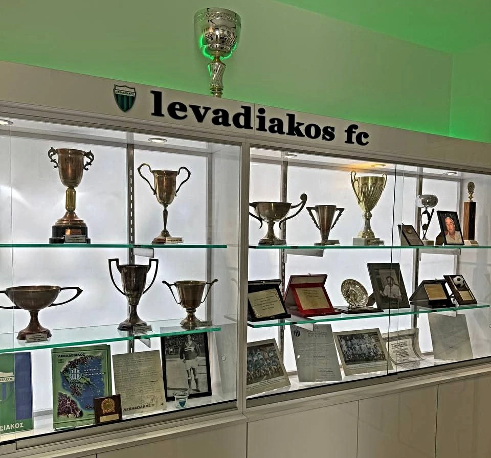 Η προθήκη με τα τρόπαια του Λεβαδειακού  / Πηγή: Athletiko.gr