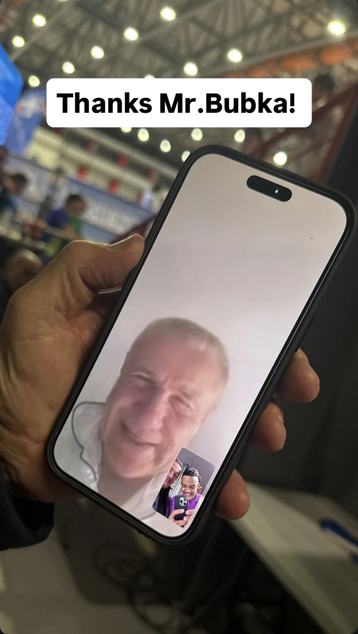 Ο Σεργκέι Μπούμπκα σε κλήση με τον Εμμανουήλ Καραλή / Screenshot