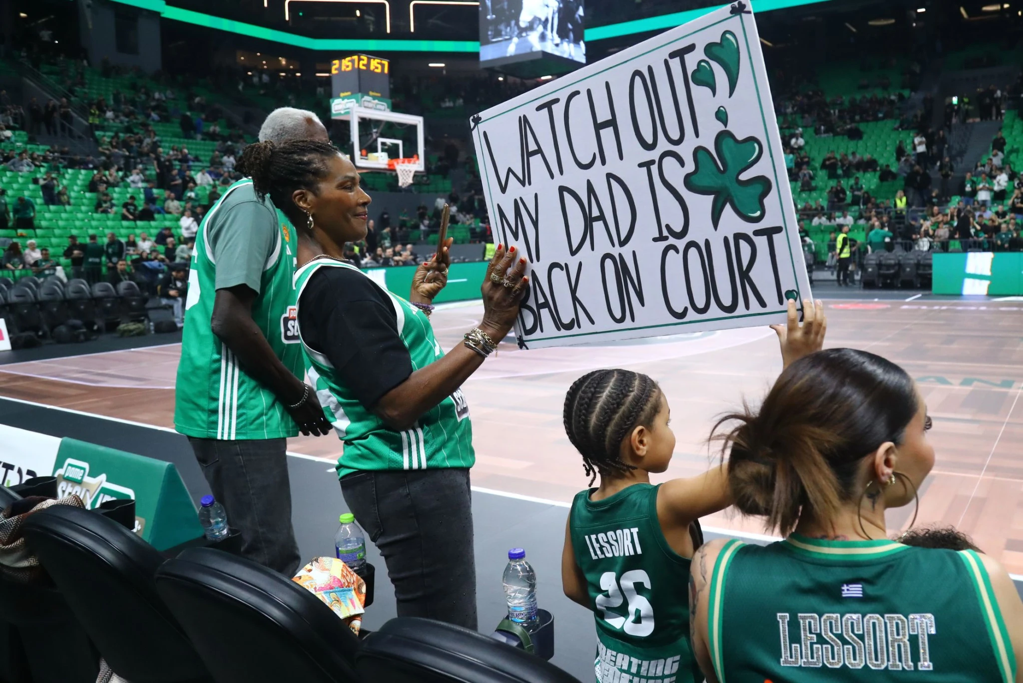 Η οικογένεια του Ματίας Λεσόρ / Πηγή: Eurokinissi