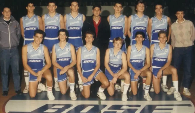 O Πέδρο Σάντσεθ όταν ήταν σε ομάδα μπάσκετ