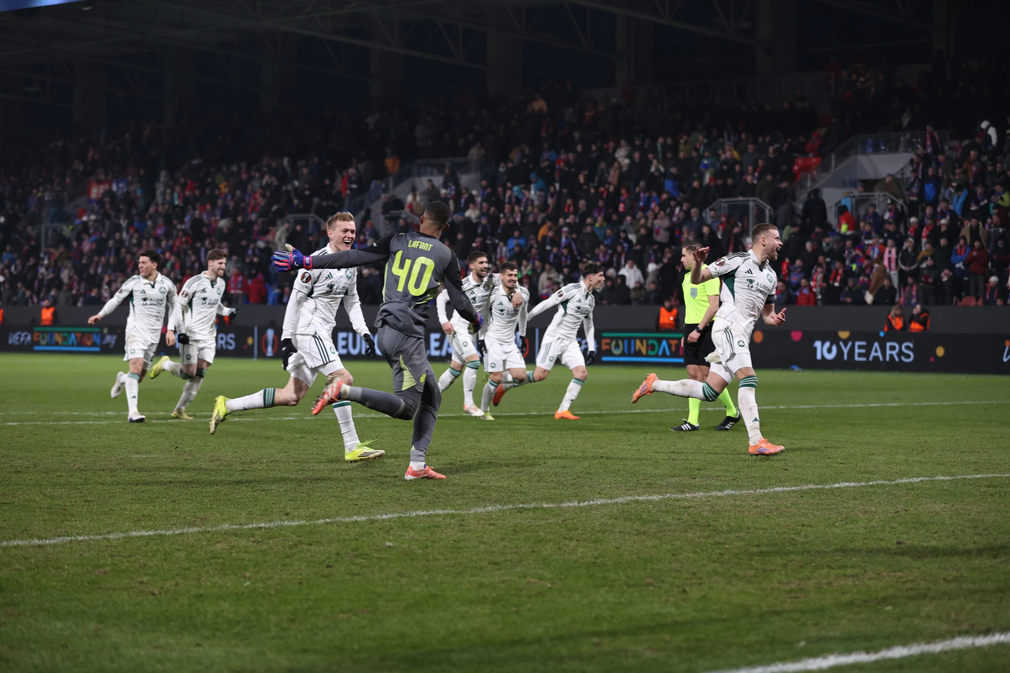 Οι παίκτες κι ο κόσμος του Παναθηναϊκού θέλουν να ζήσουν κι άλλες αντίστοιχες στιγμές την επόμενη σεζόν στην Ευρώπη - ΠΗΓΗ: ΙΝΤΙΜΕ